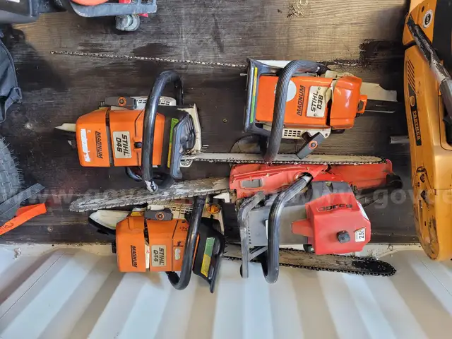 Lot of 4 Chain Saws