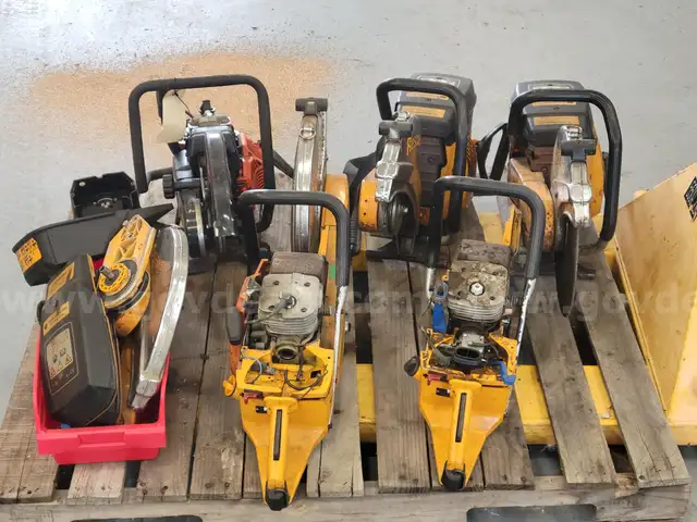 Lot of Quick Cut Saws