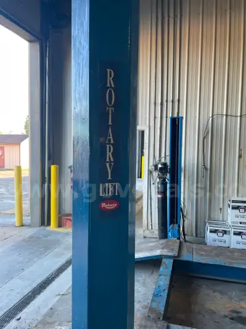 Rotary 4-Post Lift