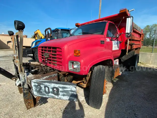 2002 Chevrolet C7H042