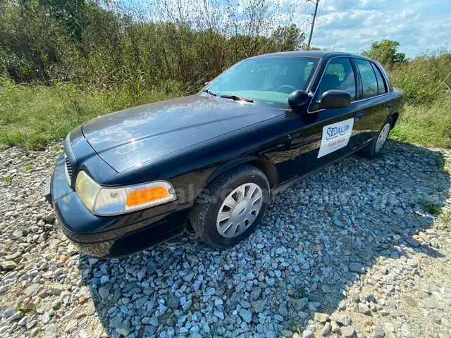 2010 Ford Crown Victoria