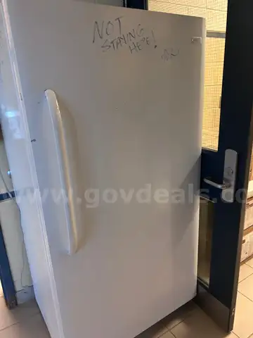 Frigidaire Refrigerator 16.6 Cu. Ft.