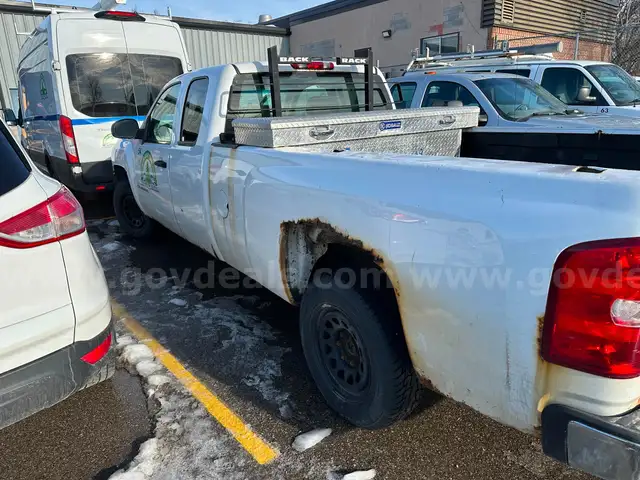 2010 Chevrolet Silverado 1500 Work Truck Extended Cab 2WD