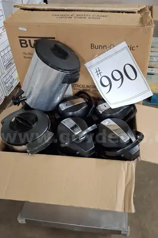 Beverage pumps and dispensers