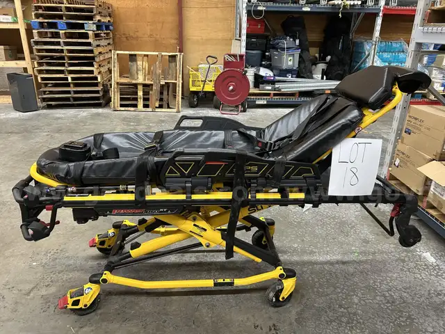2018 Stryker Power-Pro XT Ambulance Cot