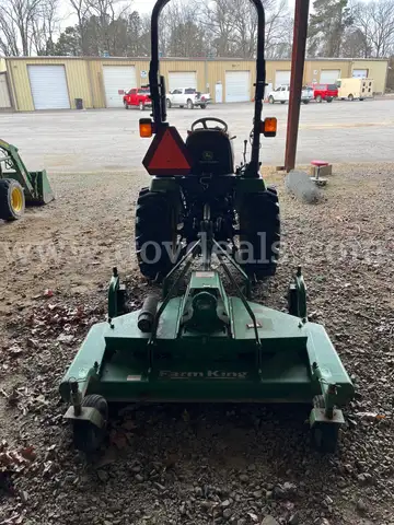 2009 John Deere with finish mower