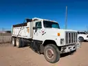 1995 International 2574
