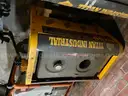 Titan Industrial 6250 Generator
