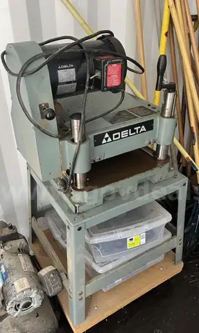 Delta 13&#x27;&#x27; Planer, 62-185