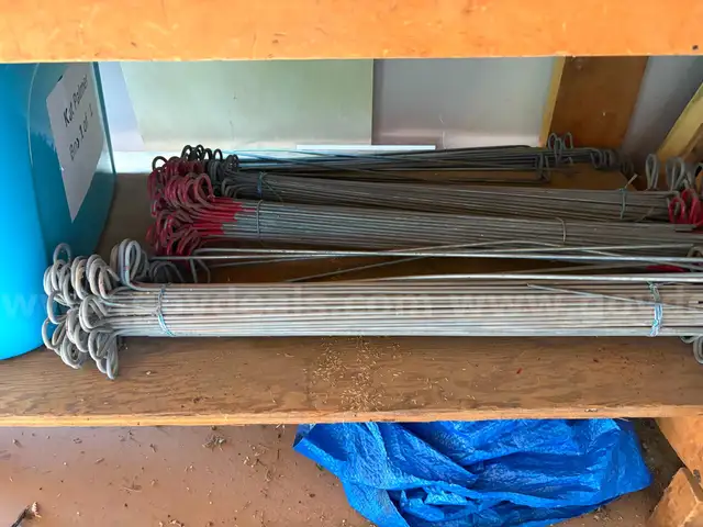 Steel Metal Garden/Plant Stakes (30 in a group)