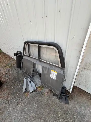 Interior Barricade Cage