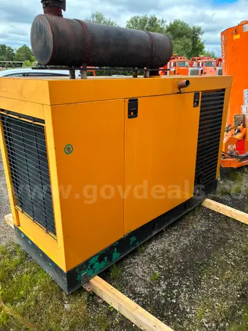 Onan 100 kW generator