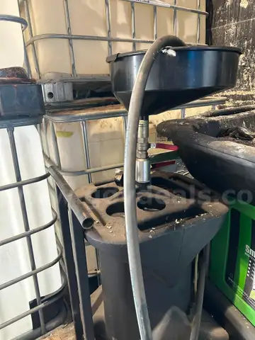 Oil Drain Bucket
