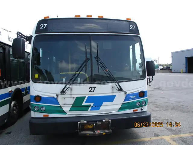 2011 New Flyer Transit Bus