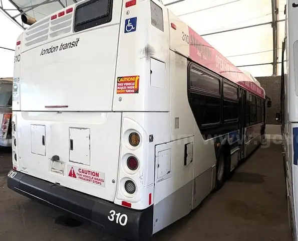 2011 New Flyer Excelsior