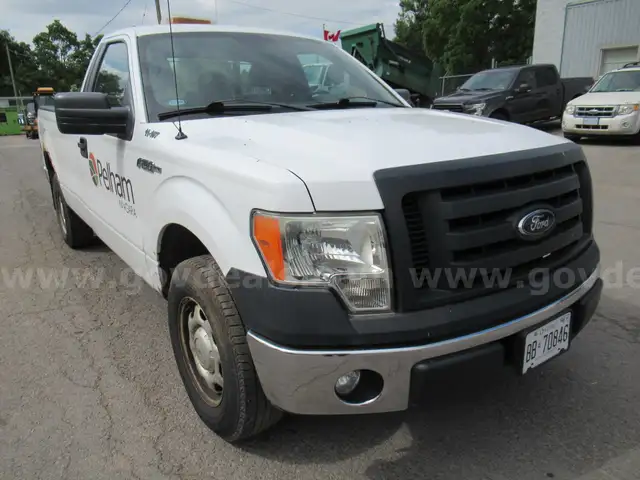 2011 Ford F-150 XL 2WD