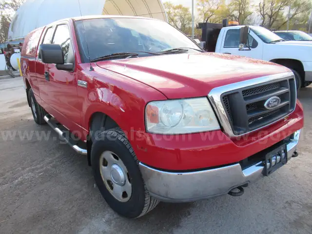 2004 Ford F-150 XL SuperCab 4WD