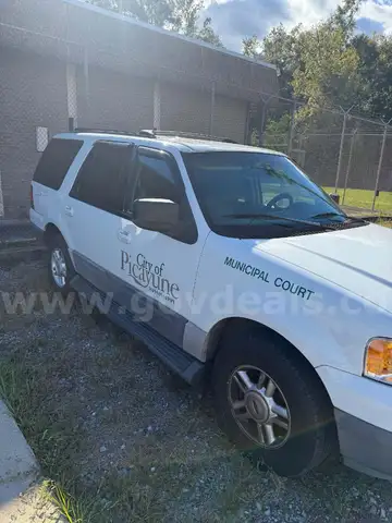 2004 Ford Expedition XLT 4.6L 2WD