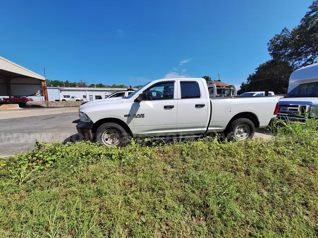 *CITY SURPLUS* 2014 RAM 1500 4x4 Crew Cab