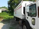 2002 Mack MR690S