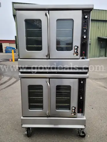 Montague Double Oven