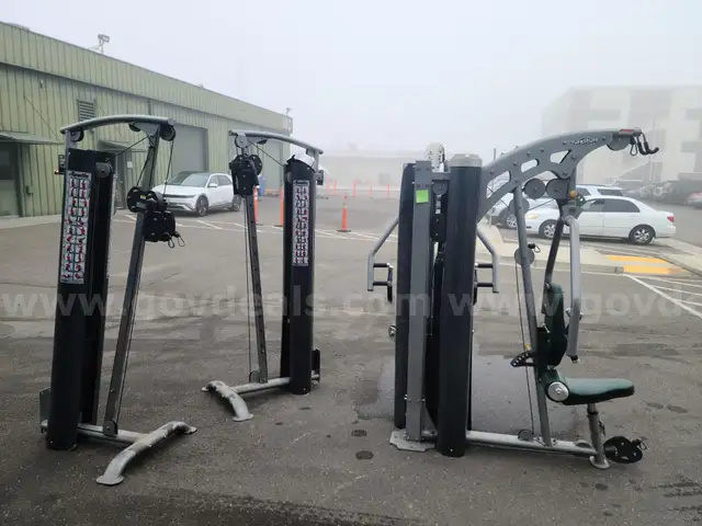 TuffStuff Apollo 7000 Series Chest Press