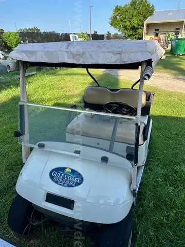 EZ-Go Golf Cart