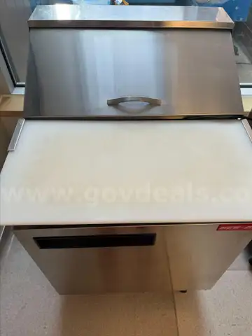 Commercial Salad Prep Table