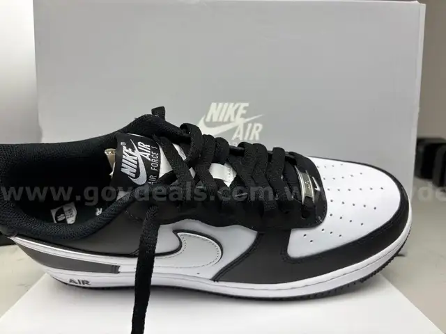 Asset ID# 5341  Nike ZoomX Invincible Run 3 sandrift