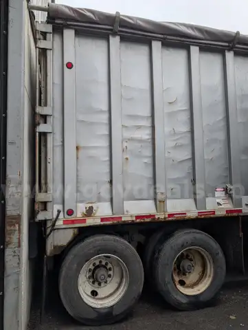 Live floor trailer approx 45 foot long