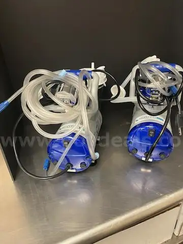 Two VACUTEC 800 EV2 Suction