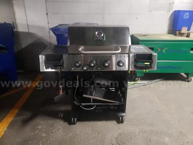 Broilmate Gas Barbeque