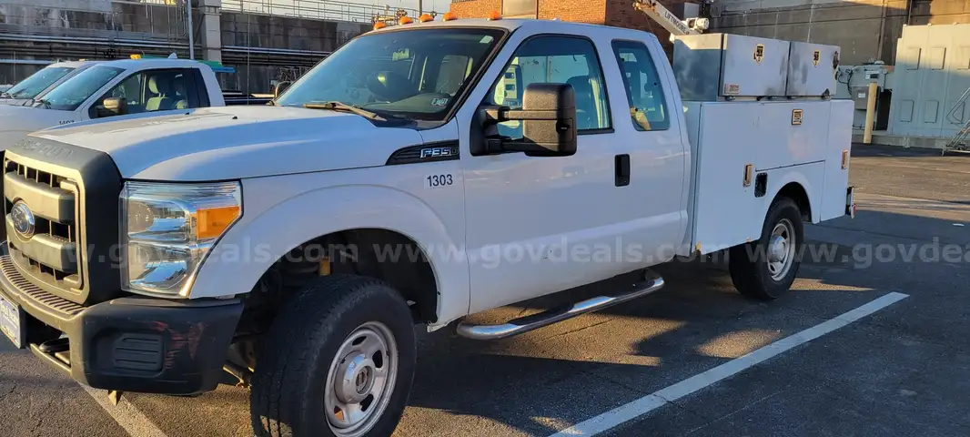 2014 Ford F-350 SD EXTENDED CAB PICKUP