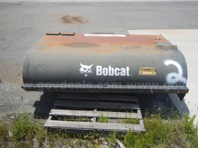 Bobcat 72&#x201D; Sweeper Bucket