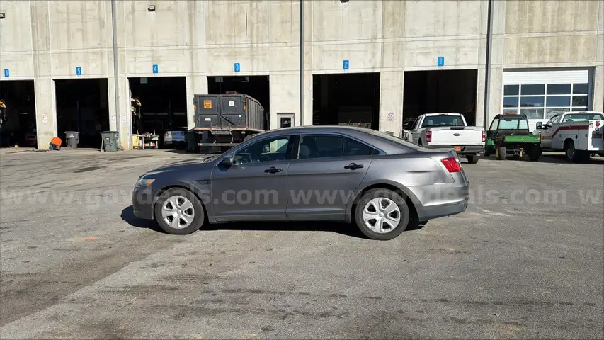 2013 Ford Taurus
