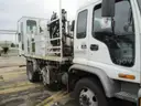 2000 Chevrolet F7B042