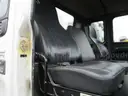 2000 Chevrolet F7B042