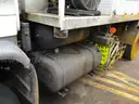 2000 Chevrolet F7B042