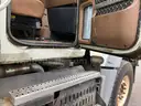 2015 Mack GU713