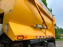 2015 Mack GU713