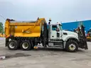 2015 Mack GU713