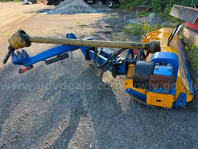 BOMFORD REAR MOUNT OFFSET FLAIL MOWER With PTO shaft