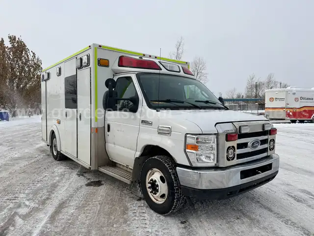 2019 DEMERS E450 GAS AMBULANCE