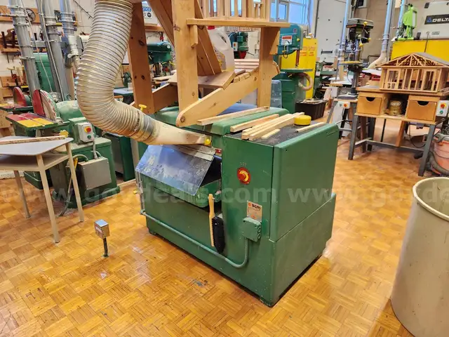 SMC 24” Planer with Knife Sharpener
