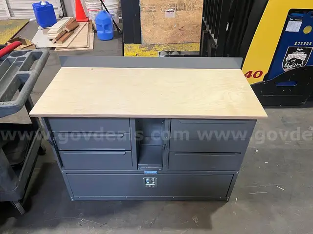 Storage racking from 2023 Ford Transit 250 Cargo