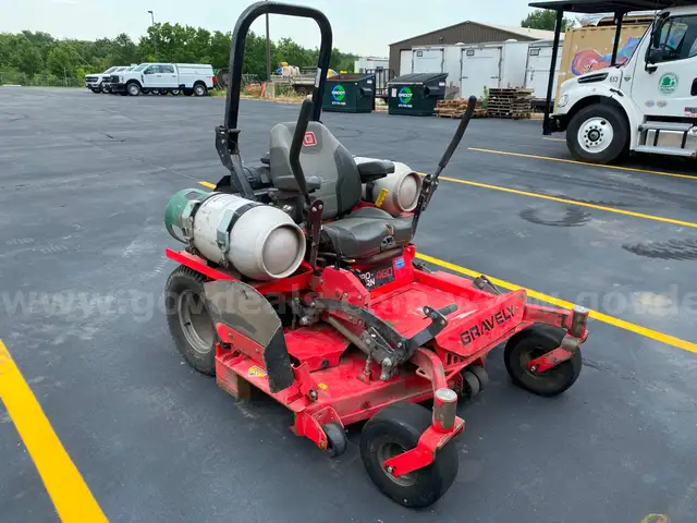 2018 Gravely Pro-Turn 460 Zero-Turn Mower