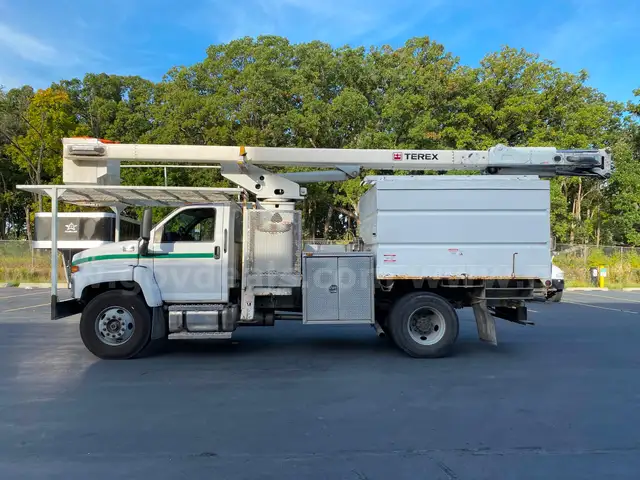 2007 Chevrolet C7C042 with Terex Hi Ranger XT58-6 &#x26; Dueco Body Bucket Truck