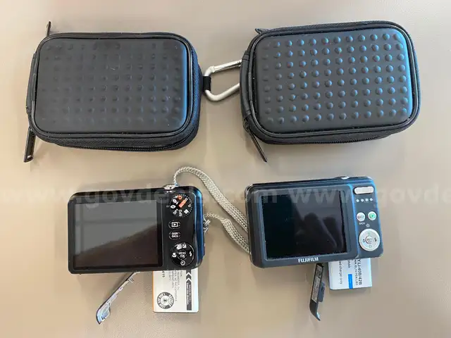 Fujifilm Finepix JV &#x26; Finepix J38 Cameras