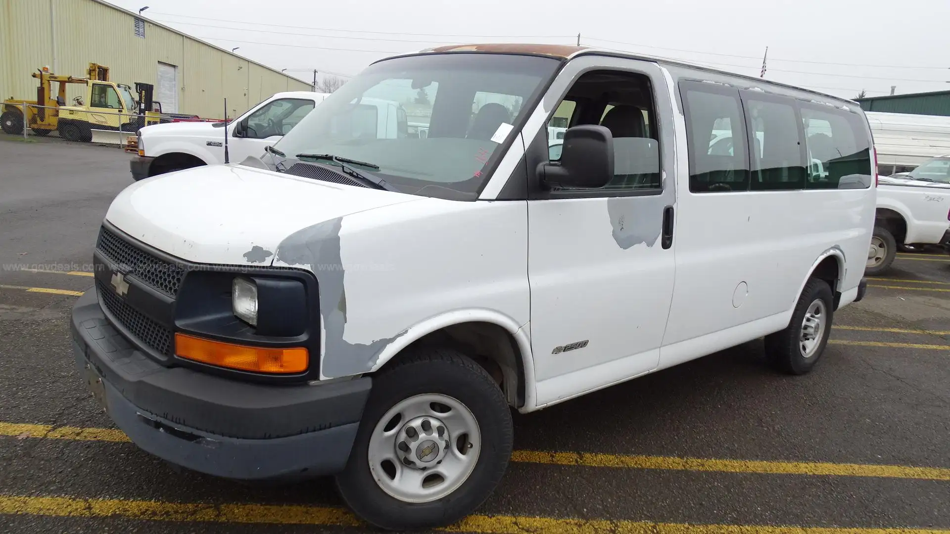 2004 chevrolet best sale express passenger van