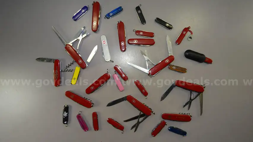 Victorinox Swiss Army Style Pocket Knives - Shipping Fee $13